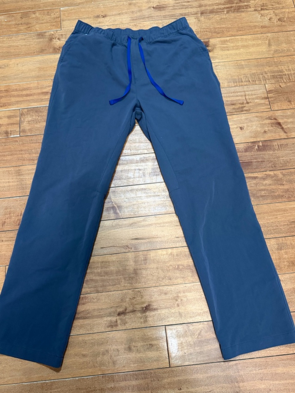 Figs Technical Collection - Unisex Gray Scrub Pants